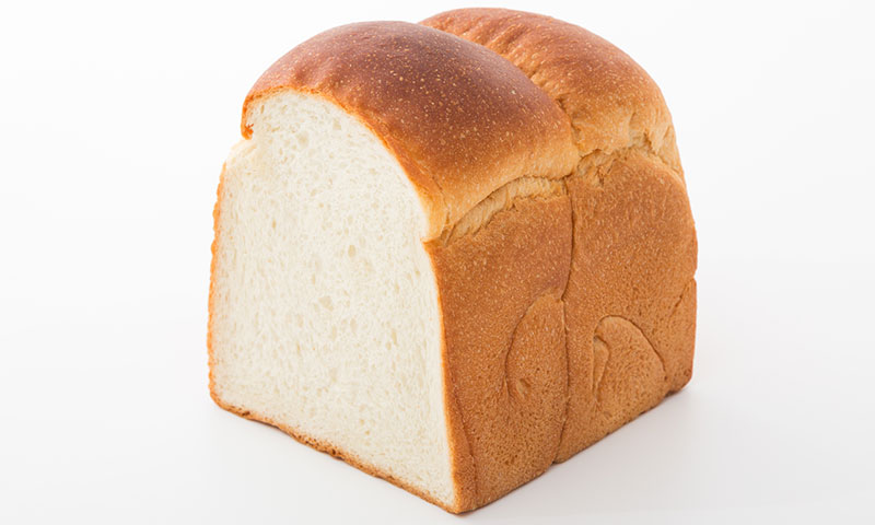まるおか厳選の人気店のパン